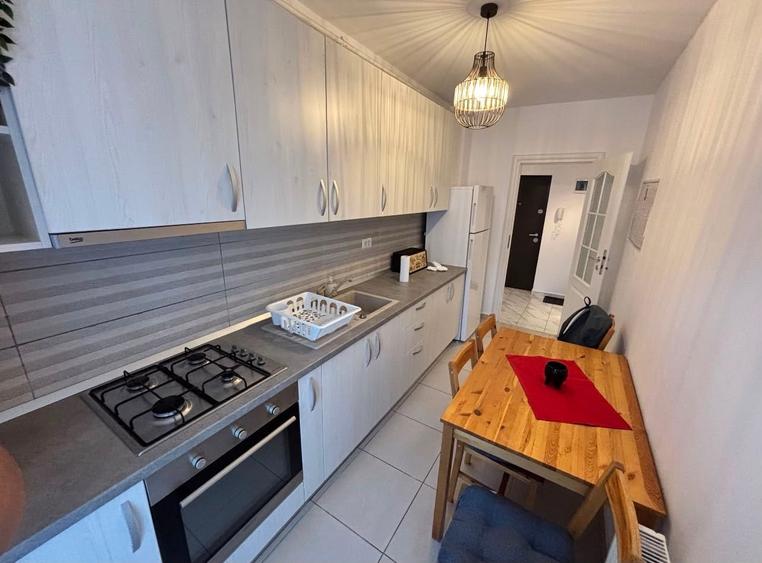 Apartament cu 2 camere decomandat în Militari