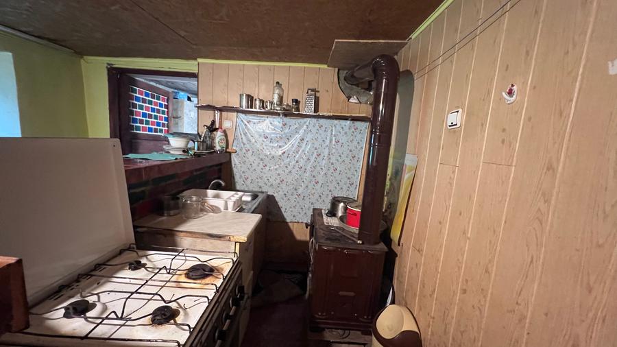 Casă individuală cu 4 camere cu Teren 2921 Mp în Olteni