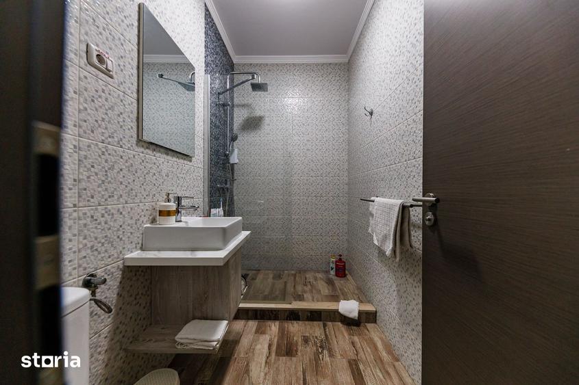 Casă cu Teren 1670 Mp în Giarmata