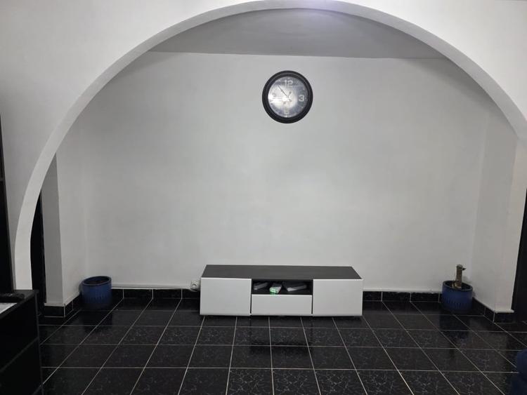 Apartament cu 2 camere semidecomandat, mobilat în Brazda lui Novac