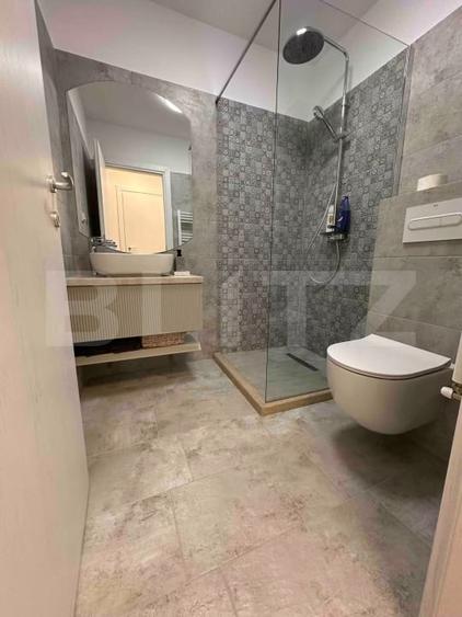 Apartament cu 2 camere decomandat, mobilat în 1 Mai