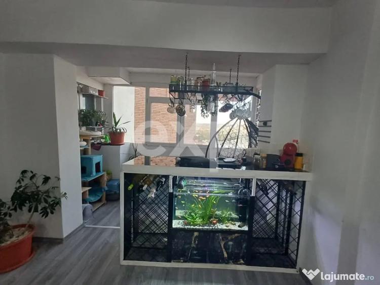 Apartament cu 4 camere decomandat în Ultracentral