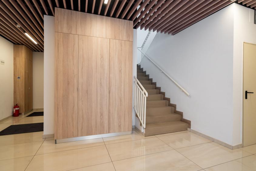 Apartament cu 3 camere decomandat în Ștefan cel Mare