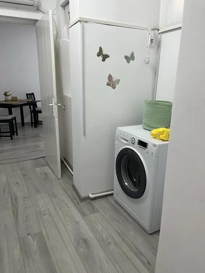 Apartament cu 2 camere semidecomandat, mobilat în Cișmigiu