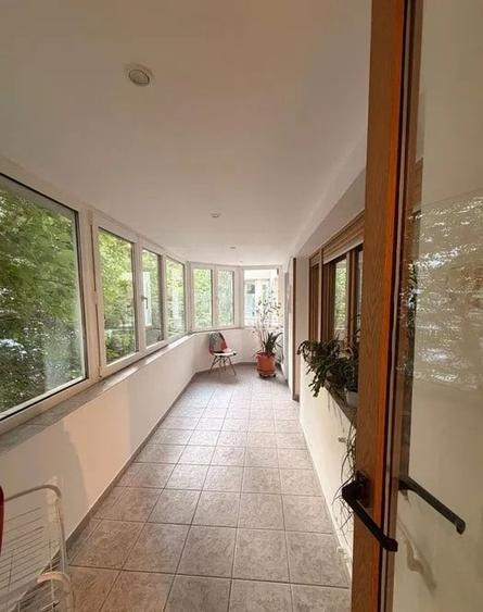 Apartament cu 4 camere decomandat, mobilat în Aviatorilor