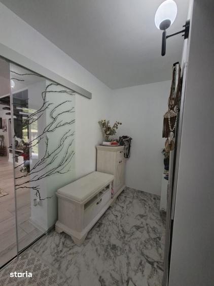 Casă cu 4 camere cu Teren 800 Mp în Ferneziu