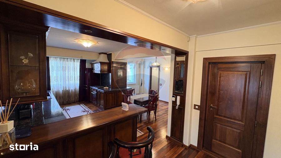 Apartament cu 3 camere în Central