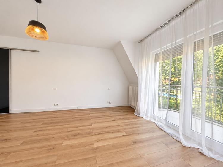 Duplex cu 7 camere cu Piscina în Pipera