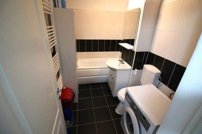 Apartament cu 2 camere decomandat în Exterior Vest