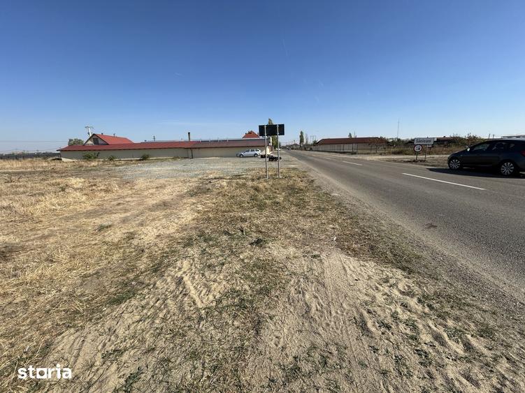 Teren de 600 mp, în Livada