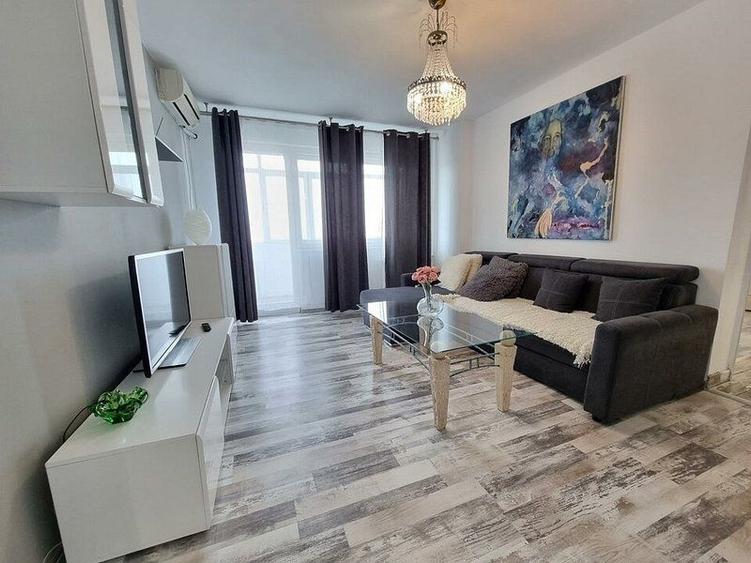 Apartament cu 2 camere semidecomandat în Cantemir