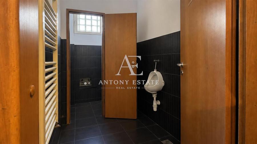 Spațiu comercial, de 102 mp, în Iosia-Nord
