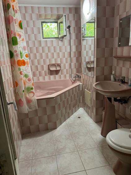 Apartament cu 3 camere decomandat în Ultracentral