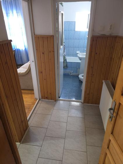 Garsonieră decomandată în Central