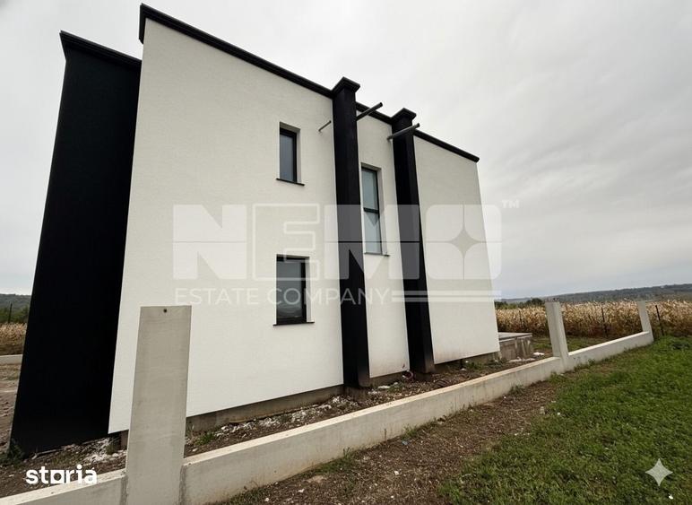 Casă cu 5 camere cu Teren 600 Mp în Pătrăuți