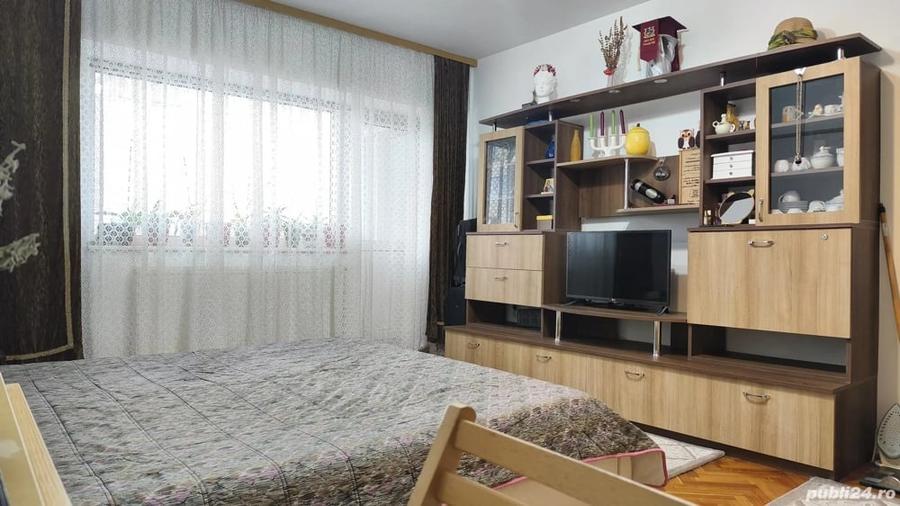 Apartament cu 2 camere decomandat în Gojdu