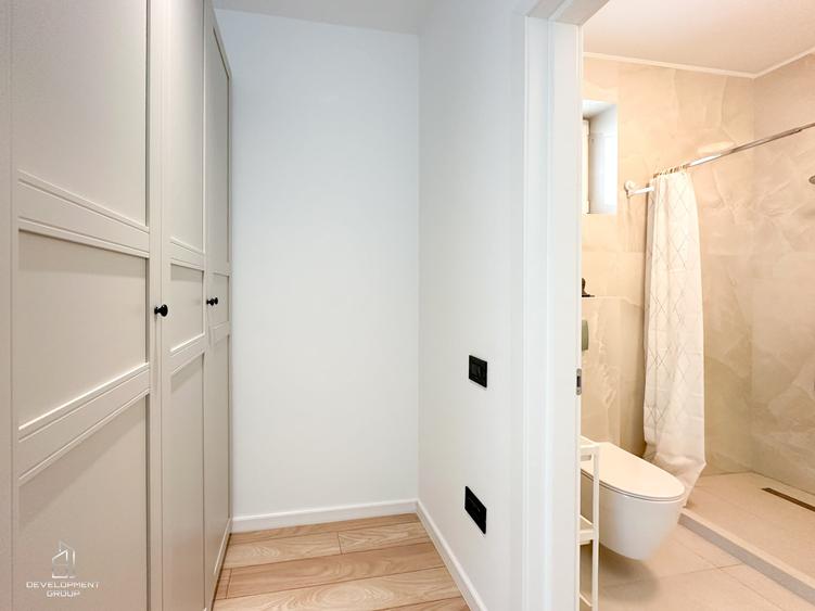 Duplex cu 5 camere cu Canalizare în Aviației