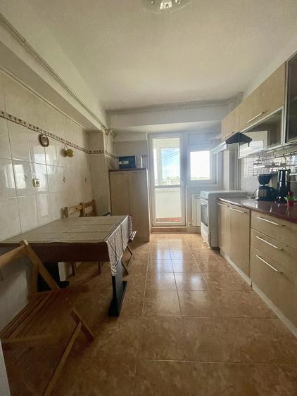 Apartament cu 2 camere decomandat în Mazepa 1