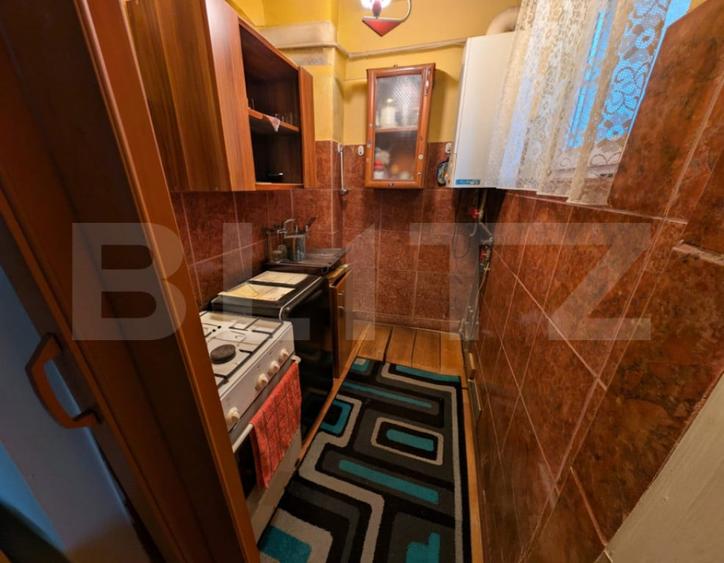 Apartament cu 2 camere semidecomandat în 9 Mai