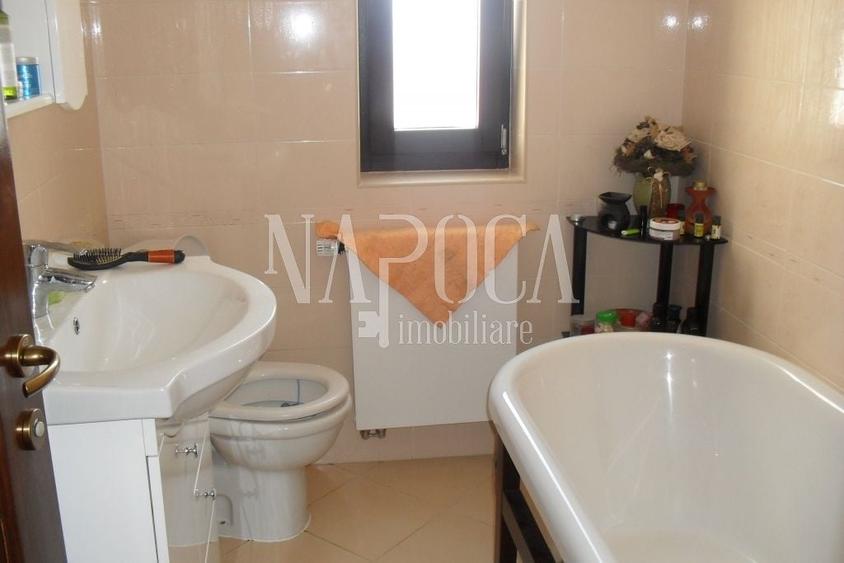 Casă individuală cu 6 camere cu Canalizare în Europa