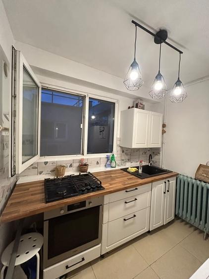 Apartament cu 2 camere decomandat în Drumul Taberei