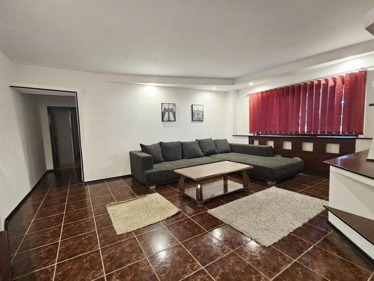 Apartament cu 2 camere semidecomandat, mobilat în Oancea