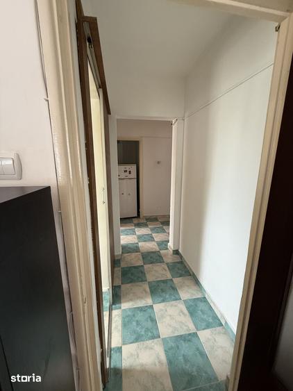 Direct proprietar - Apartament 2 camere + loc de parcare, 85.000 EUR - 2