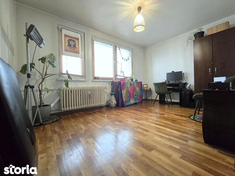 Apartament cu 3 camere în Dristor