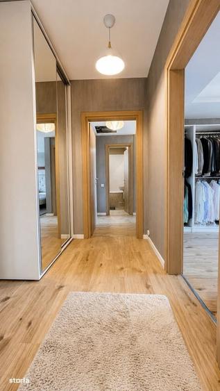 Apartament cu 4 camere în Sud