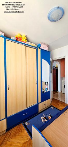 Apartament cu 3 camere semidecomandat în Dărmănești