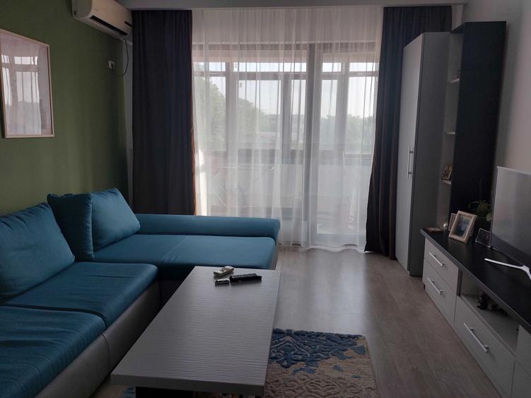 Apartament cu 2 camere decomandat în Lacul Morii