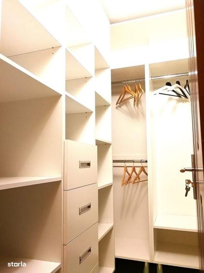 Apartament cu 3 camere decomandat, mobilat în Podu Roș
