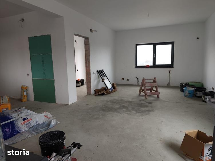 Casă cu 4 camere cu Teren 532 Mp în Central