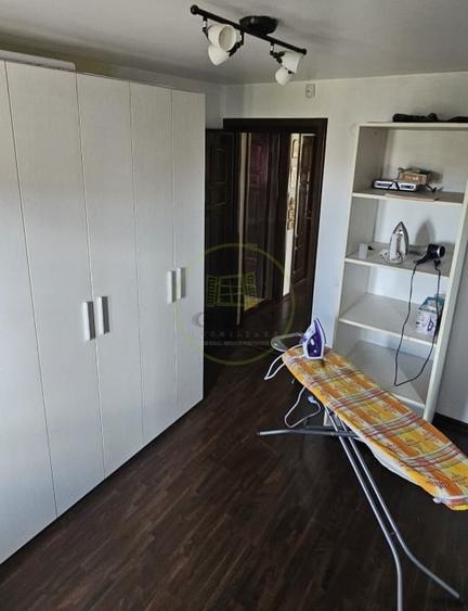 Casă individuală cu 3 camere cu Canalizare în Malu Mare