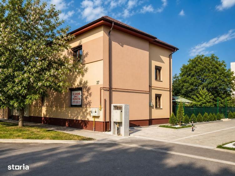 Casă cu 4 camere cu Teren 459 Mp în Central
