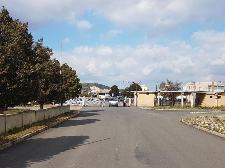 Spațiu industrial, de 24,000 mp, în Astra