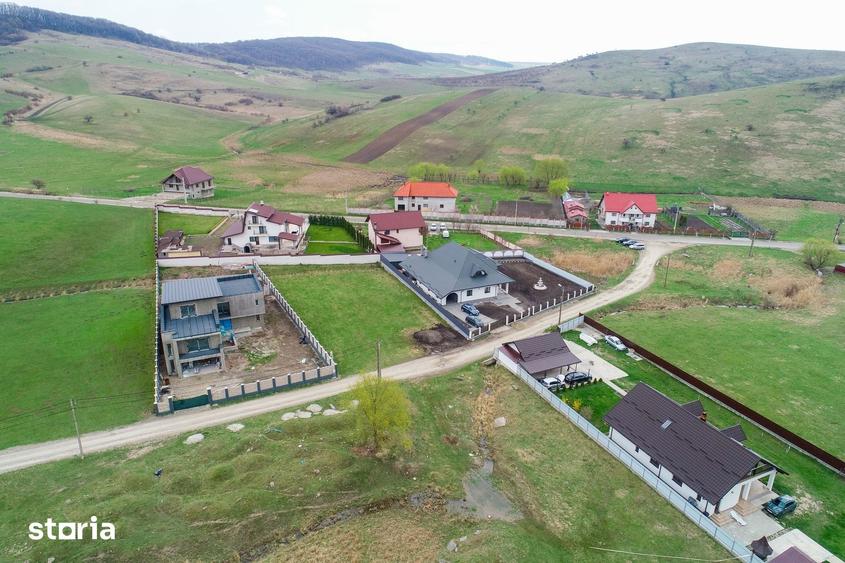 Teren de 1567 mp, în Central