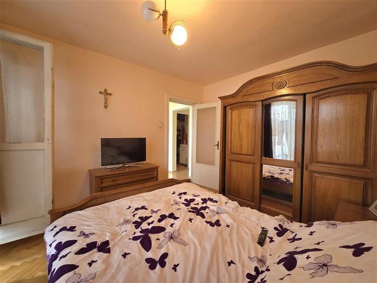 Apartament cu 3 camere decomandat în Rogerius