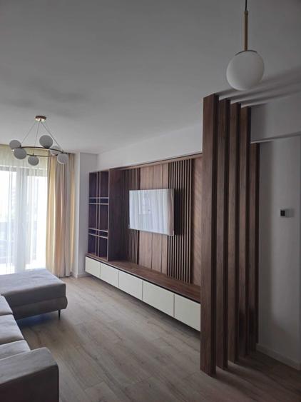 Apartament cu 2 camere decomandat în Energiei