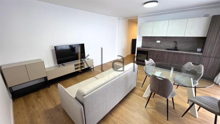 Apartament cu 2 camere semidecomandat, mobilat în Andrei Mureșanu