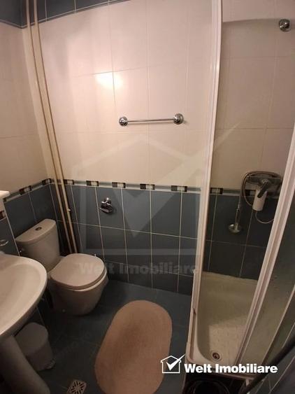 Apartament cu 4 camere semidecomandat în Zorilor