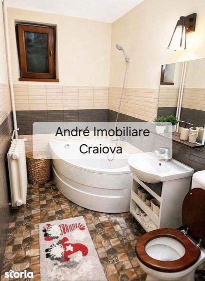 Apartament cu 2 camere decomandat în Calea București