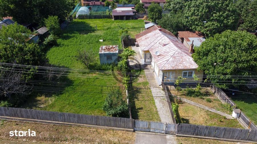 Casă cu 4 camere cu Teren 1117 Mp în Puchenii Mari