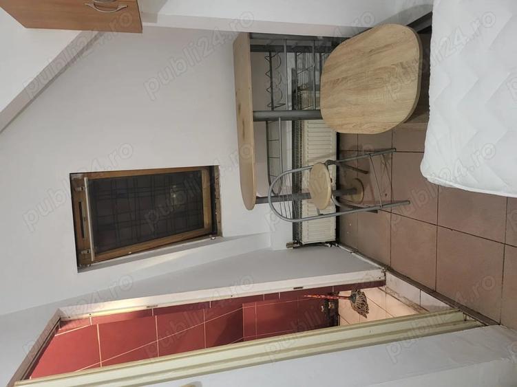 Garsonieră decomandată în Complex Studențesc