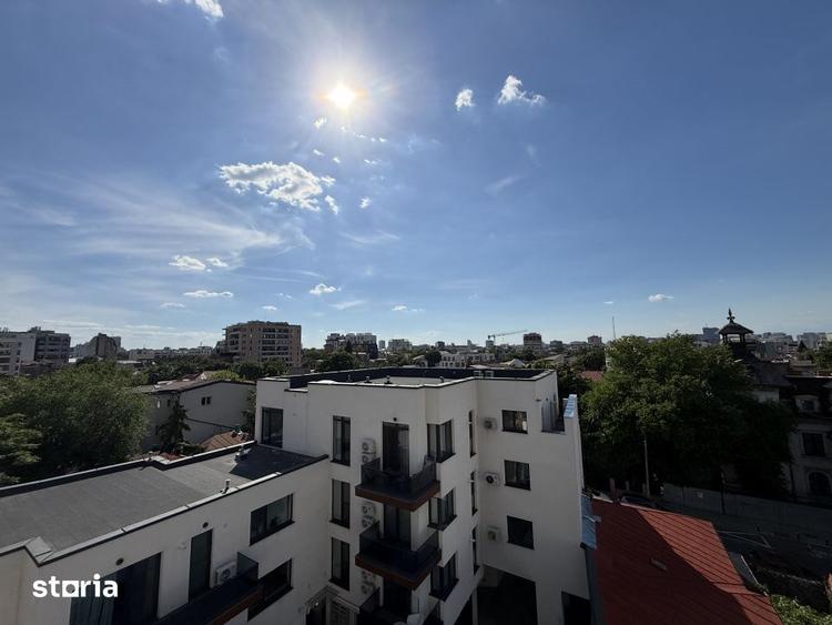 Apartament cu 4 camere în Moșilor