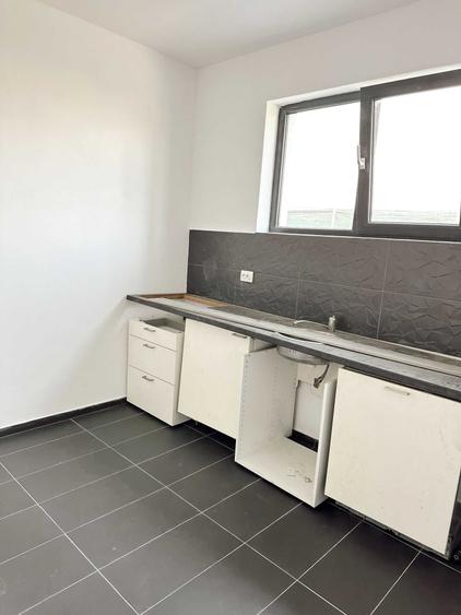 Spațiu comercial, de 350 mp, în Central