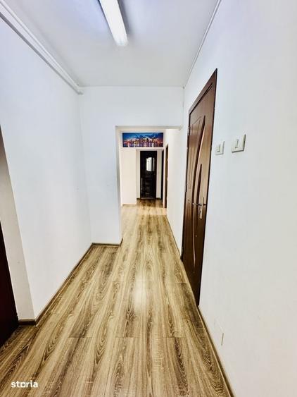 Apartament cu 4 camere în Micălaca