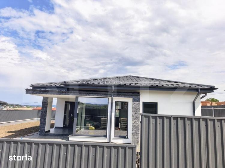 Casă cu 4 camere cu Teren 400 Mp în Bârnova