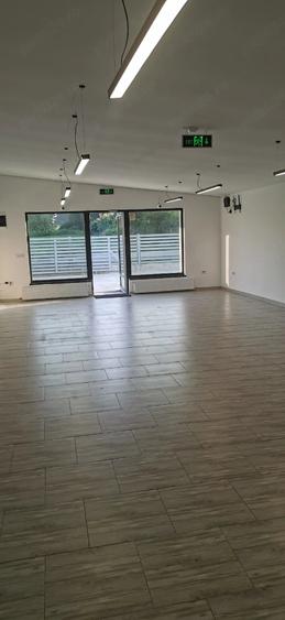 Spațiu comercial, de 120 mp, în Cătămărești