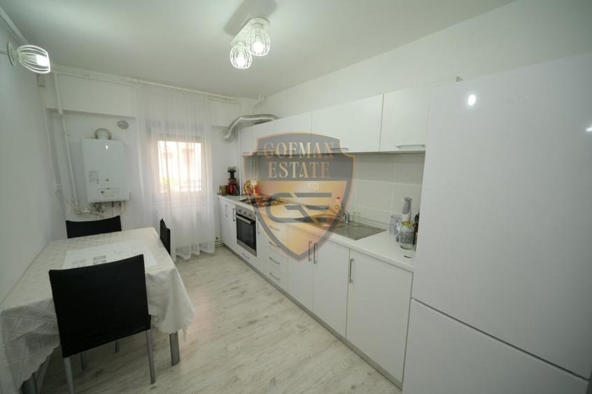 Apartament cu 3 camere decomandat, mobilat în Inel II